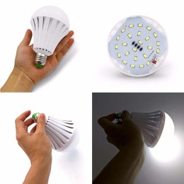 Intelligent Rechargeable LED Bulb 7W