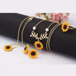 5pcs Delicate Sunflower Pendant Necklace Stud Earrings Ring Bracelet Jewelry Sets