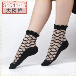 China High Quality Women Foot Wear stylish Socks Suitable For All Season